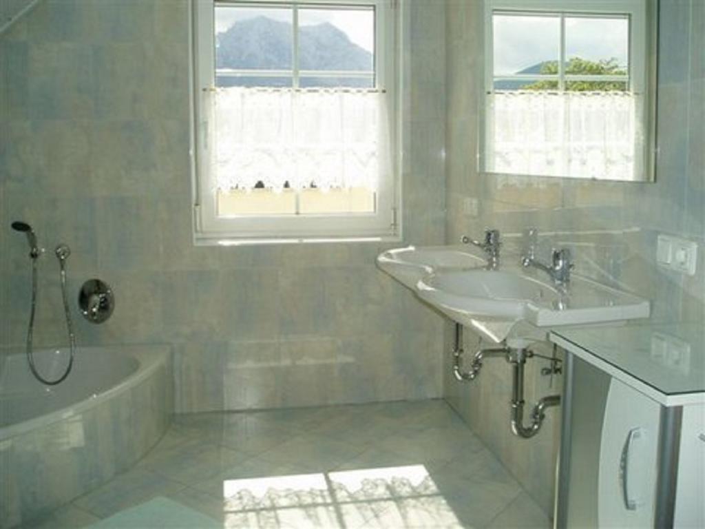 Apartments Blaschegg Im Zentrum Altmünster Екстериор снимка